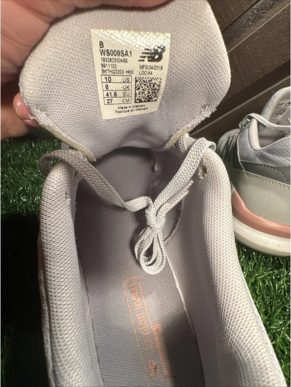 Size 10 - New Balance 009 Gray 2019